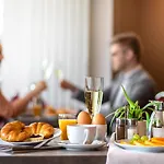 Schloss Breitenfeld & Tagung Hotel 4*