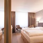 Schloss Breitenfeld & Tagung Hotel 4*
