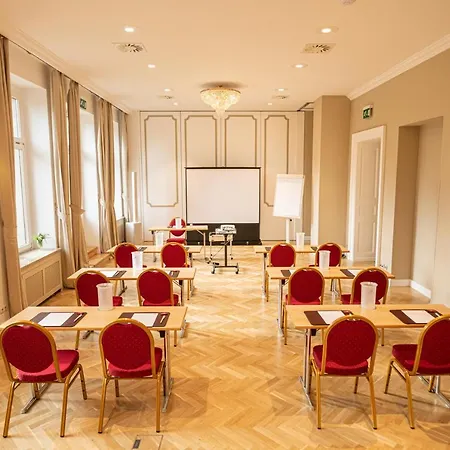 Schloss Breitenfeld Hotel&tagung 4*