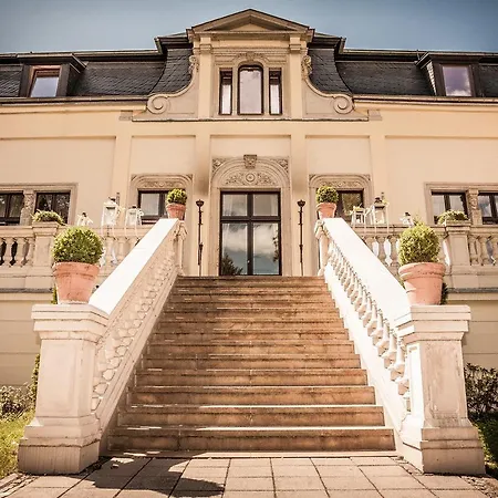 Schloss Breitenfeld Hotel&tagung