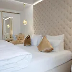 Schloss Breitenfeld & Tagung 4*