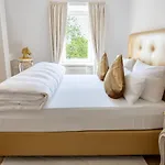 Szálloda Schloss Breitenfeld & Tagung 4*