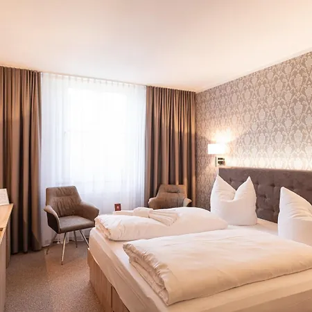 Schloss Breitenfeld & Tagung 4*