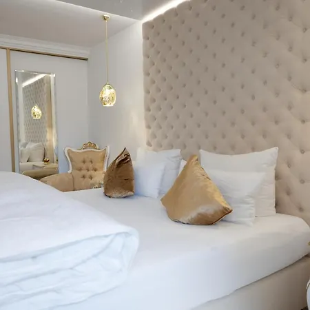 Schloss Breitenfeld & Tagung 4*