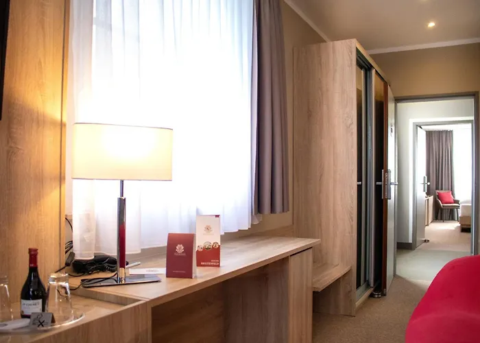 Schloss Breitenfeld & Tagung 4*