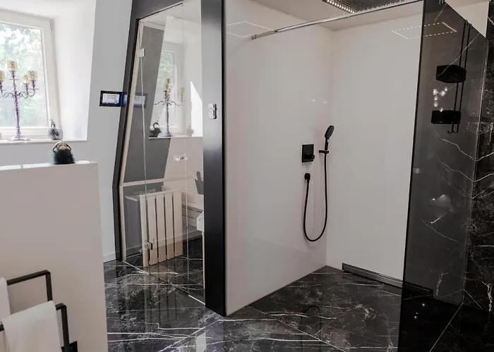 Schloss Breitenfeld & Tagung 4*